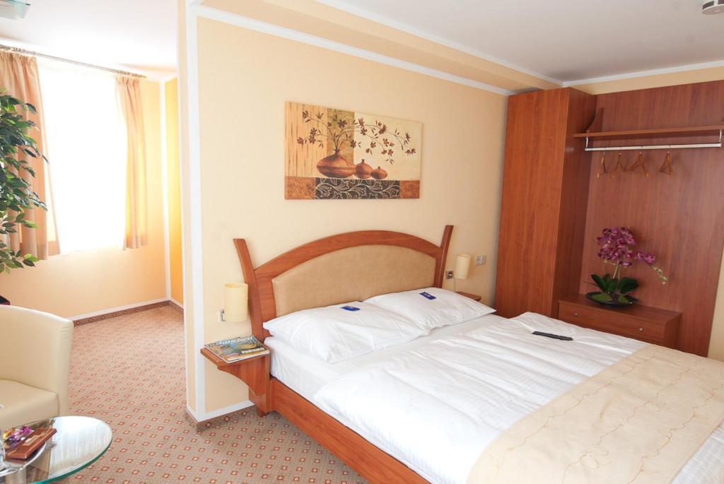 Aristo Hotel Filderstadt Rum bild